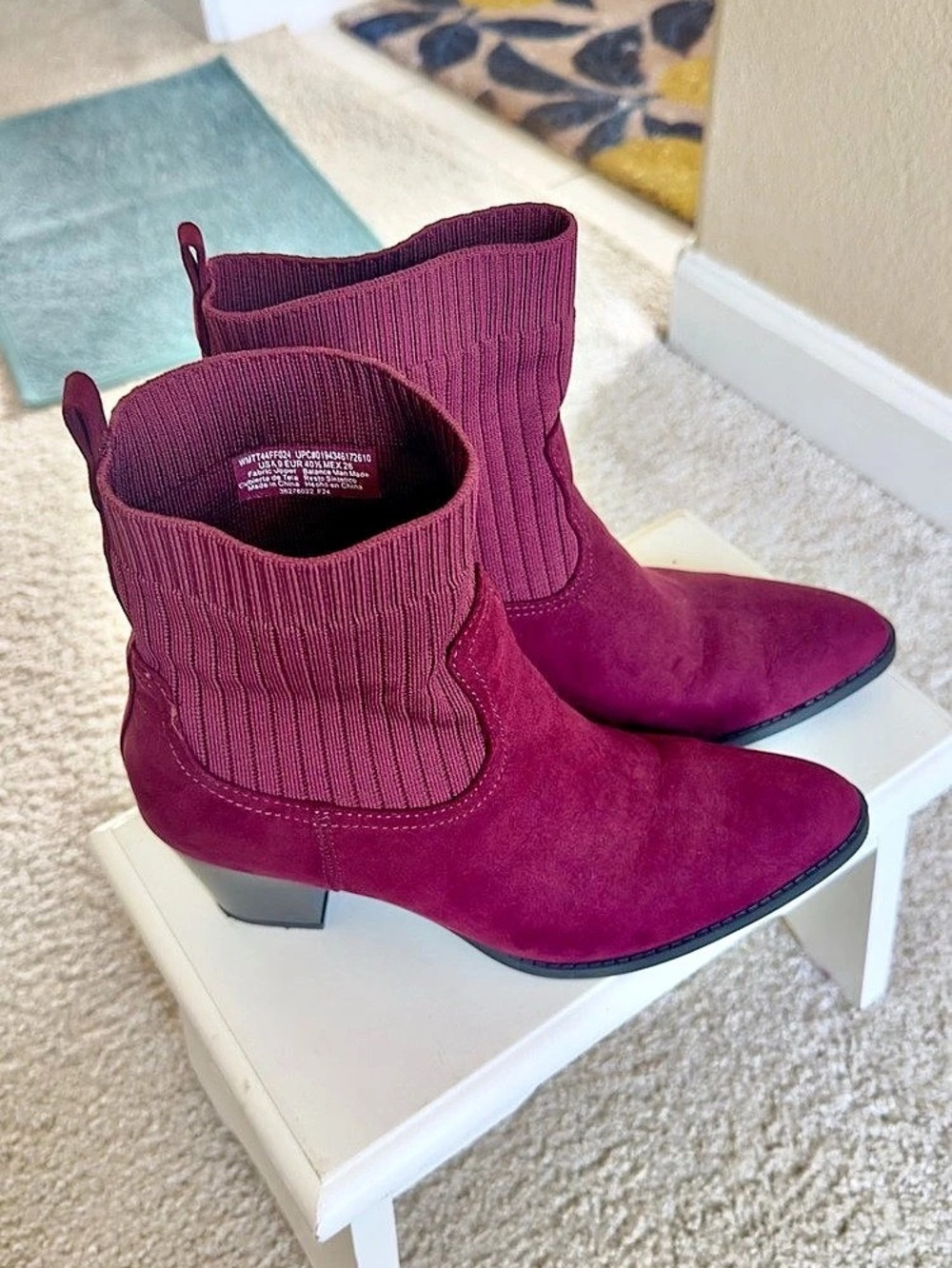 Pointed Toe Heeled Ankle Boots Burgundy US 9